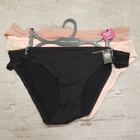 💕VINCE CAMUTO💕 Smooth Bikini Panties (3 Pack)
